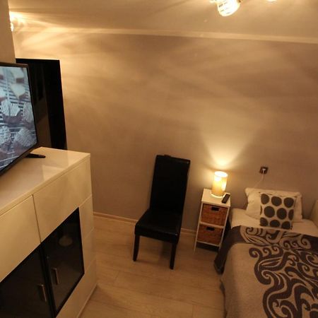 Modern Apartment Згожелец Екстериор снимка