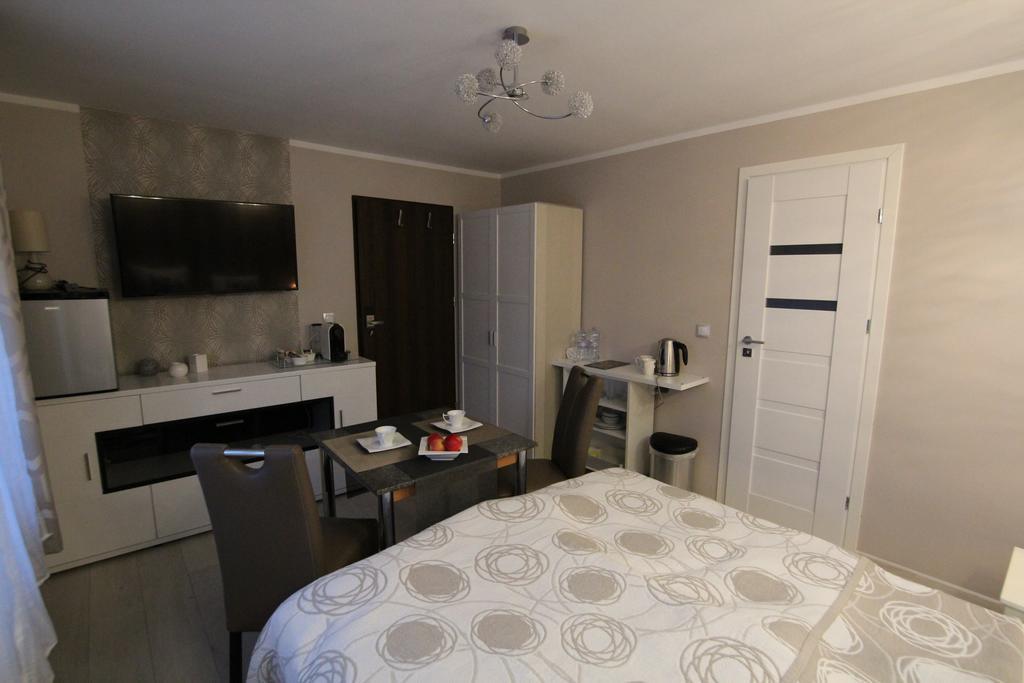 Modern Apartment Згожелец Екстериор снимка