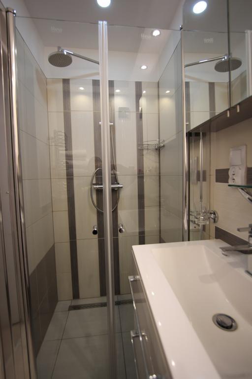 Modern Apartment Згожелец Екстериор снимка